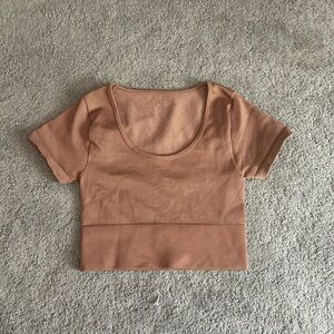 Offline by Aerie Women’s Ribbed Crop Top Size Medium